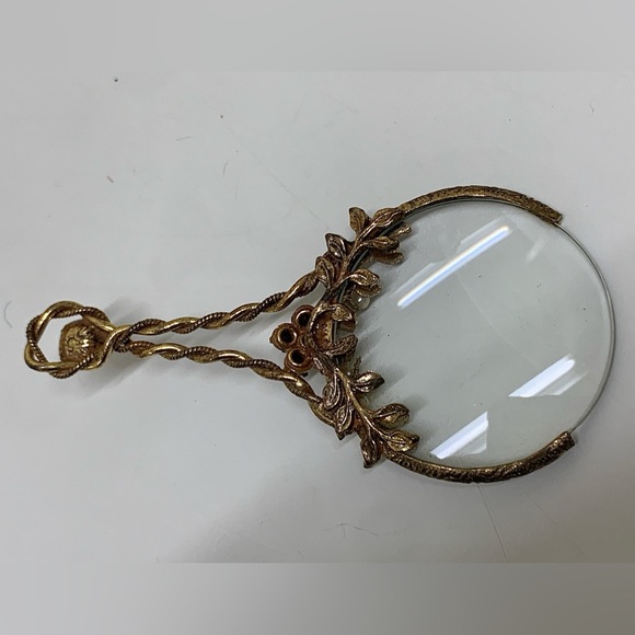 Antique Ornate Victorian Style Mother of Pearl Faux Diamond Loupe Magnifier - Picture 9 of 11